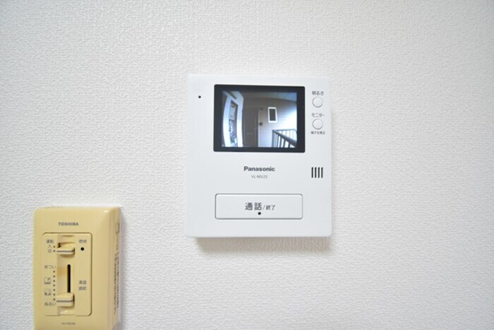 物件内観写真16　(モニタ付インターホン)