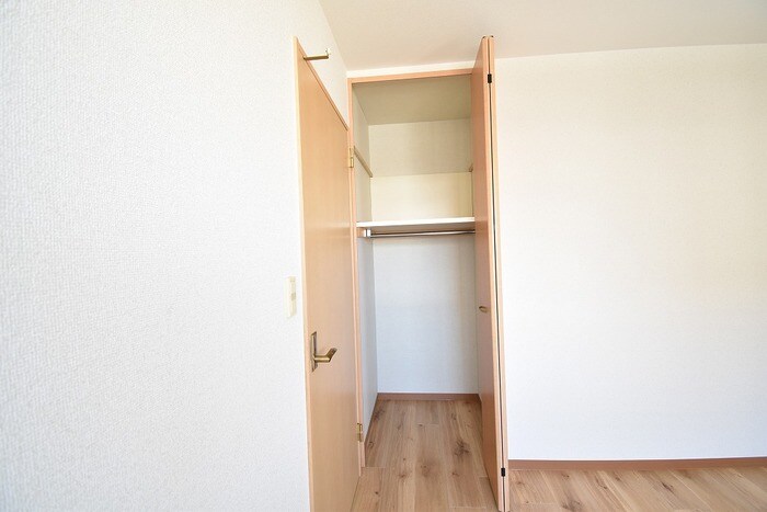 物件内観写真11　(クローゼット)