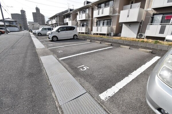 駐車場(駐車場)
