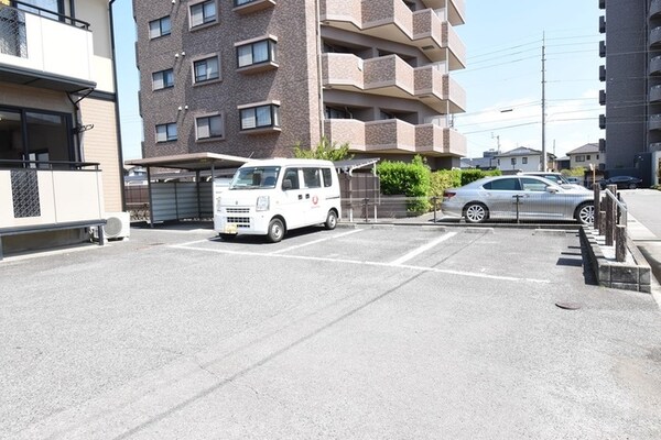 駐車場(駐車場)