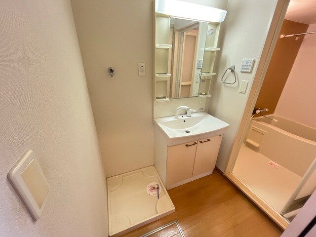 物件内観写真7　(洗面)