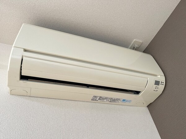 建物設備(エアコン)