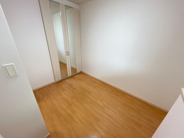 物件内観写真21　(洋室)