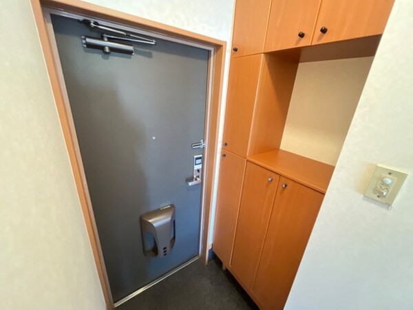 玄関(玄関)