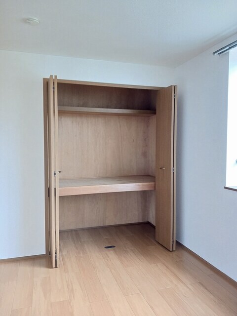 物件内観写真17　(収納)