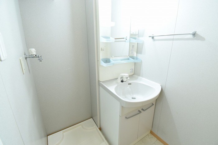 物件内観写真7　(洗髪洗面化粧台)