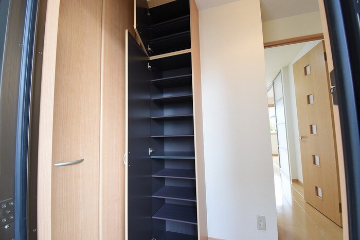 物件内観写真15　(シューズボックス)