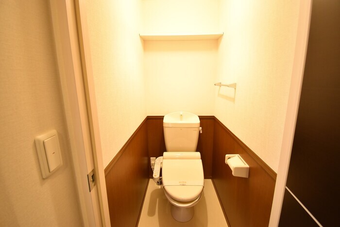 物件内観写真7　(温水洗浄暖房便座)