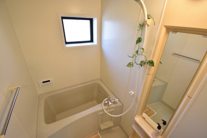 物件内観写真5　(浴室)