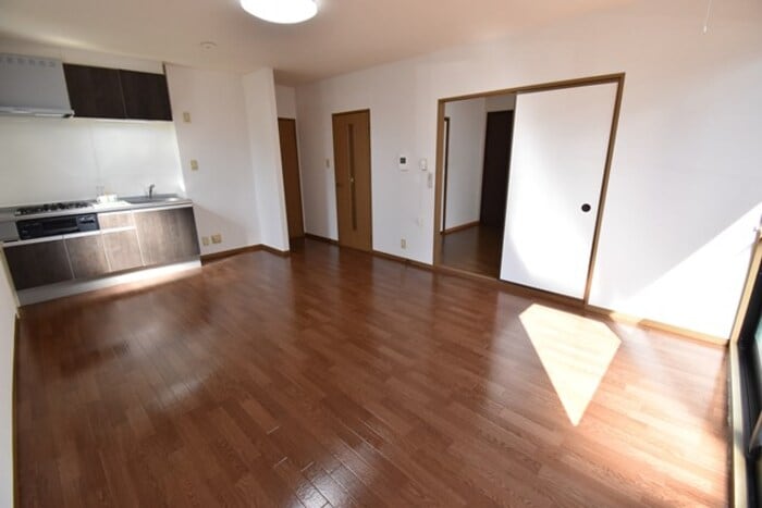 物件内観写真19　(ＬＤＫ１２帖)