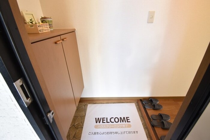 物件内観写真21　(玄関)