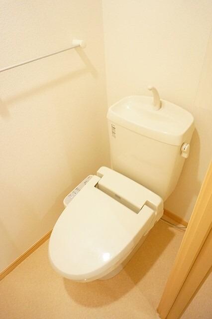 物件内観写真9　(トイレ)