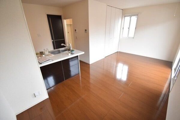 居室(ＬＤＫ１２帖)