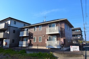 グーラテース外観写真