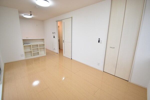 居室(ＬＤＫ１１．３帖)