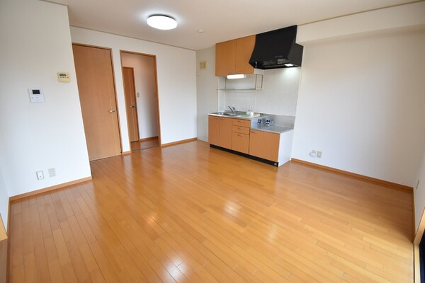 居室(ＬＤＫ１０．５帖)