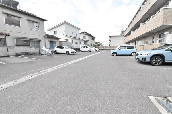 駐車場(駐車場)