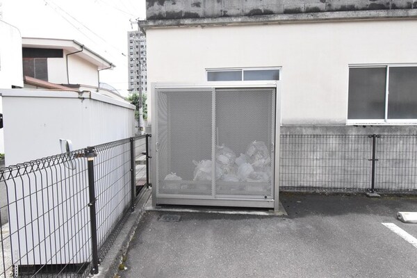 ゴミ置場