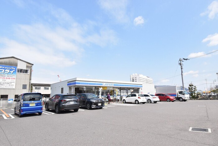 物件外観写真5　(ローソン高松城東町二丁目店)