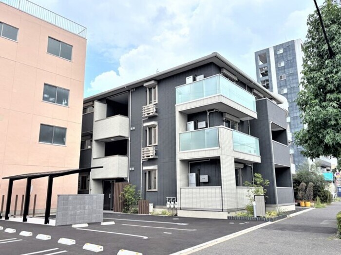 物件外観写真7　(駐車場)