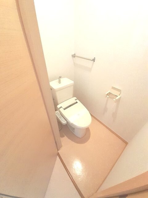 物件内観写真7　(トイレ)