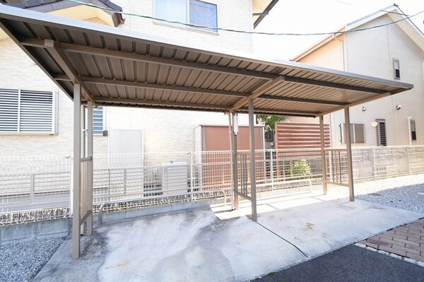 建物設備(駐輪場)