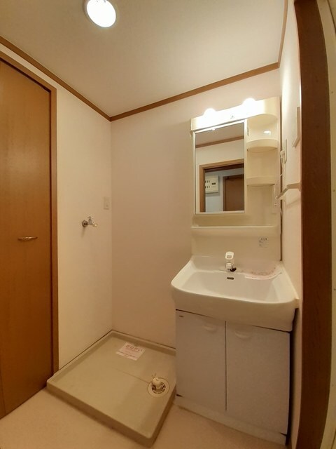 物件内観写真11　(洗面所)