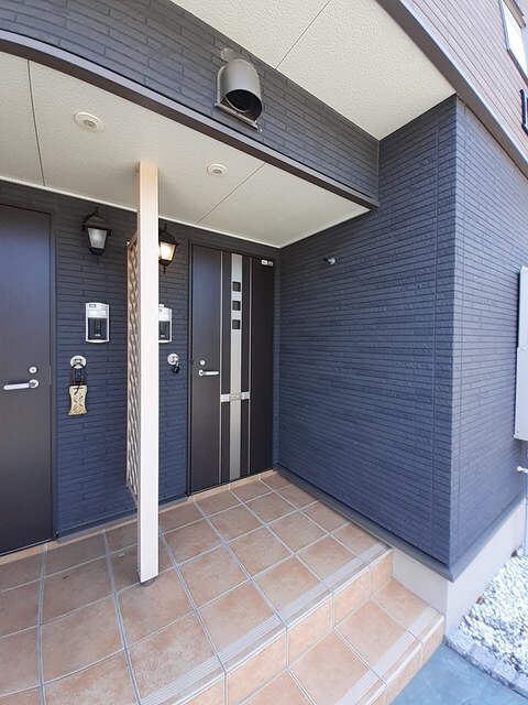 物件外観写真2　(その他共有部分)