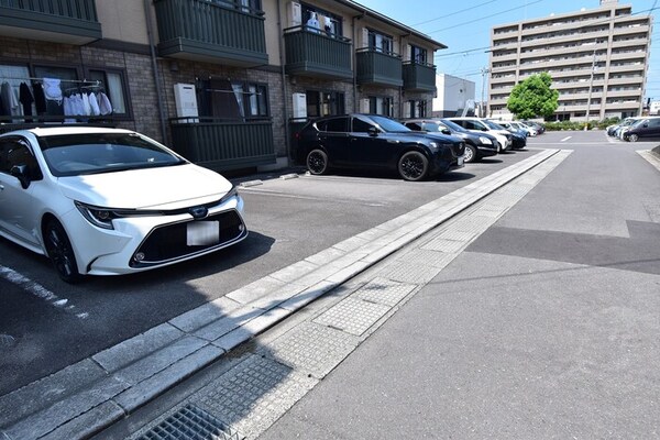 駐車場(駐車場)