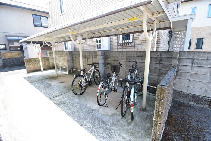 物件内観写真22　(駐輪場)