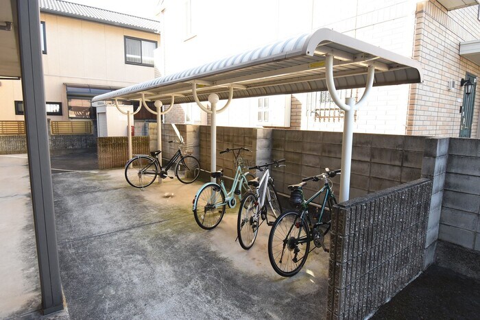 物件内観写真23　(駐輪場)