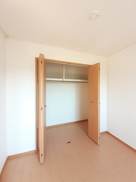 物件内観写真10　(収納)