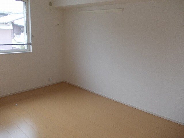 物件内観写真11　(居室・リビング)