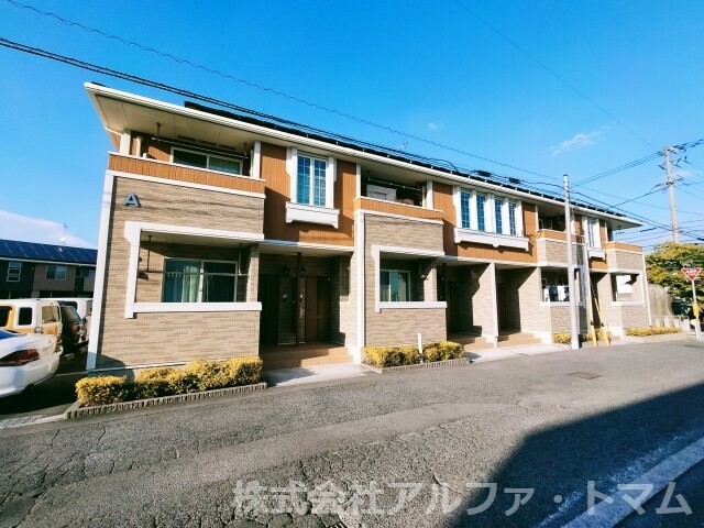 物件外観写真1　(外観写真)