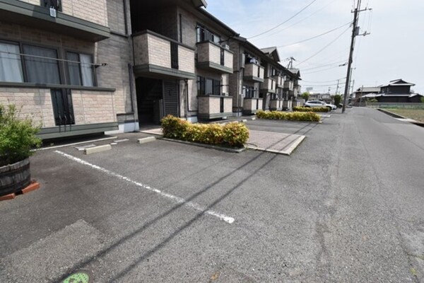 駐車場(駐車場)