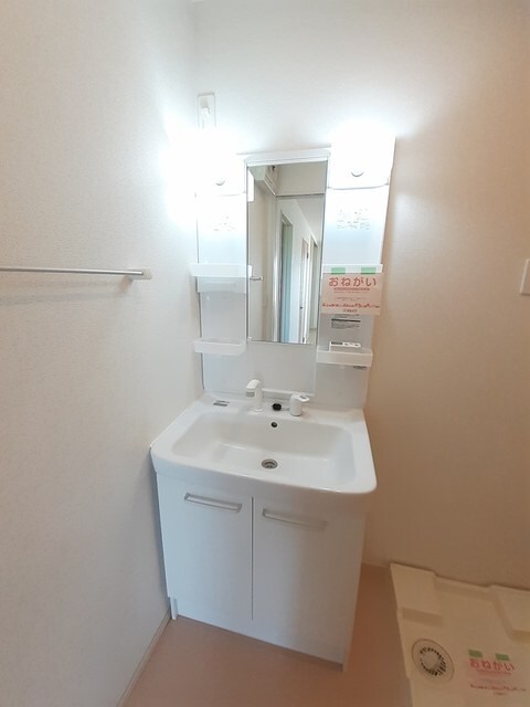 物件内観写真7　(洗面所)