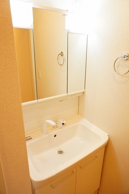 物件内観写真7　(洗面所)