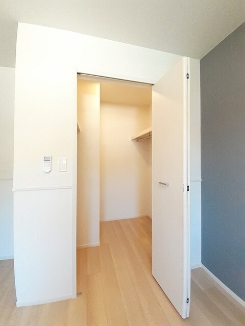 物件内観写真8　(収納)