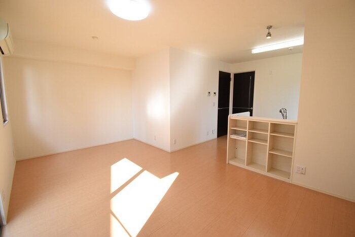 物件内観写真8　(LDK14帖)