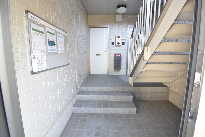 物件内観写真17　(お知らせ板)