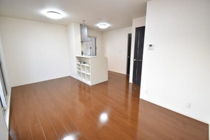 物件内観写真16　(ＬＤＫ１１．７帖)