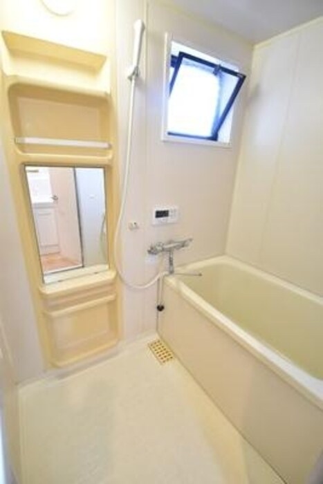 物件内観写真3　(浴室)