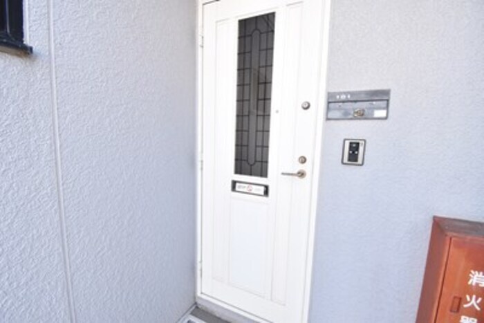 物件内観写真24　(玄関)