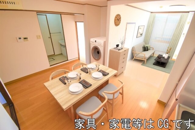 物件内観写真7　(居室・リビング)