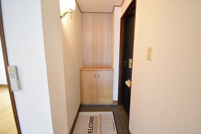 物件内観写真12　(シューズボックス（カウンター）)