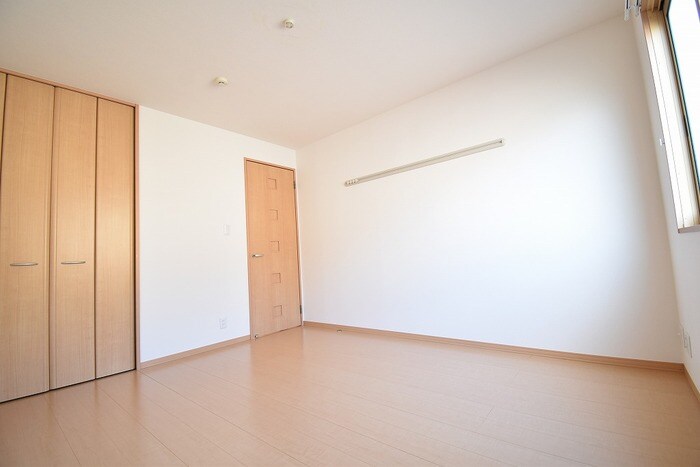 物件内観写真9　(洋室7帖)