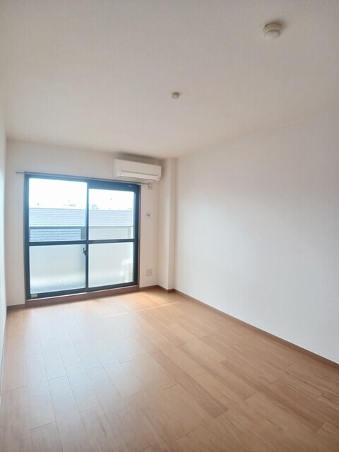 物件内観写真8　(その他部屋・スペース)