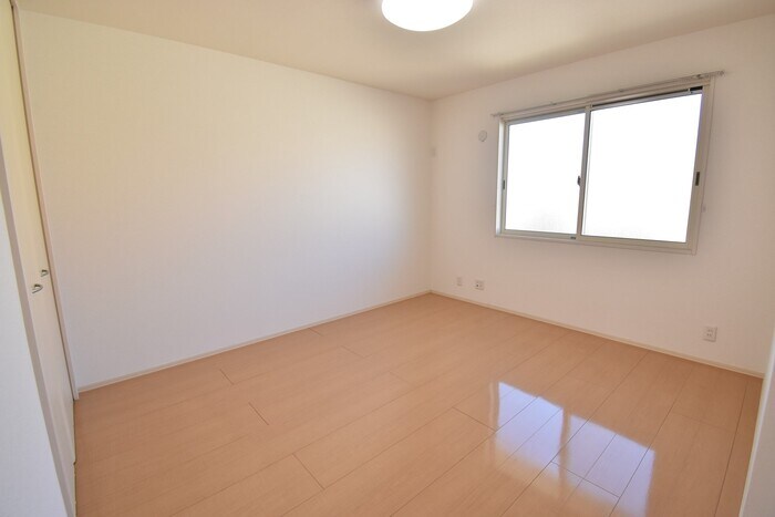 物件内観写真8　(洋室７．６帖)