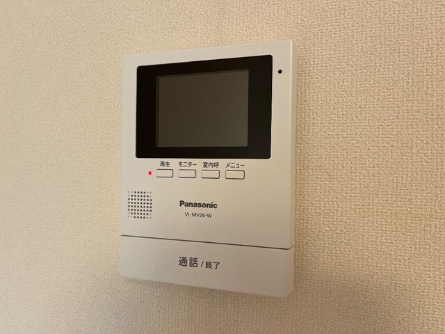 物件内観写真11　(カメラ付インターホン)