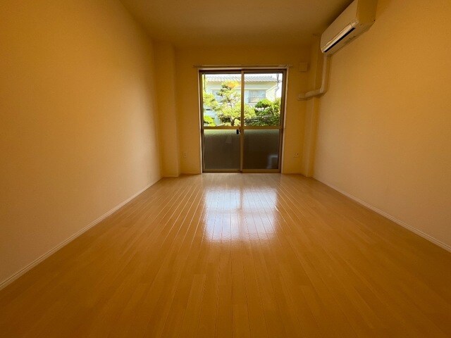 物件内観写真17　(洋室)